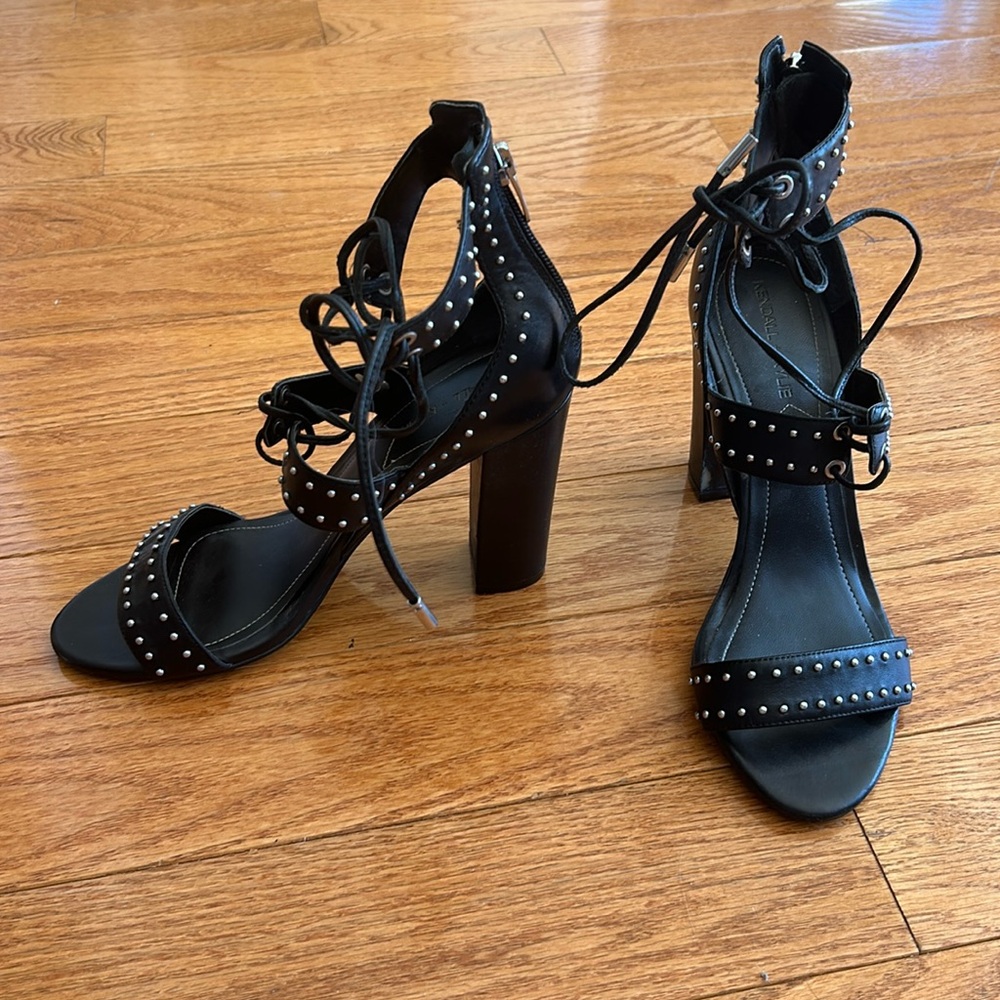 Kendal + Kylie black tie up heals